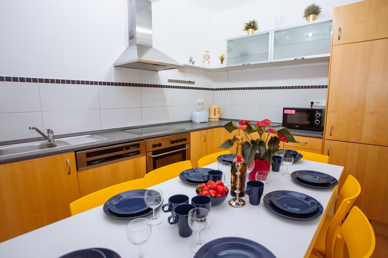 Beautiful Apartment In Central Residence Praga Zewnętrze zdjęcie