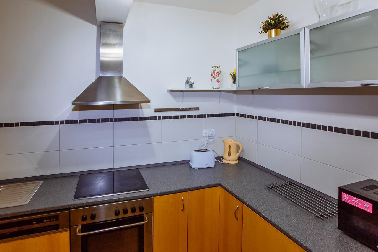 Beautiful Apartment In Central Residence Praga Zewnętrze zdjęcie
