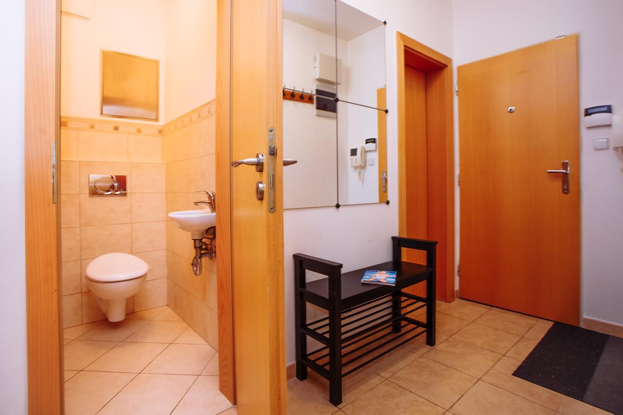 Beautiful Apartment In Central Residence Praga Zewnętrze zdjęcie